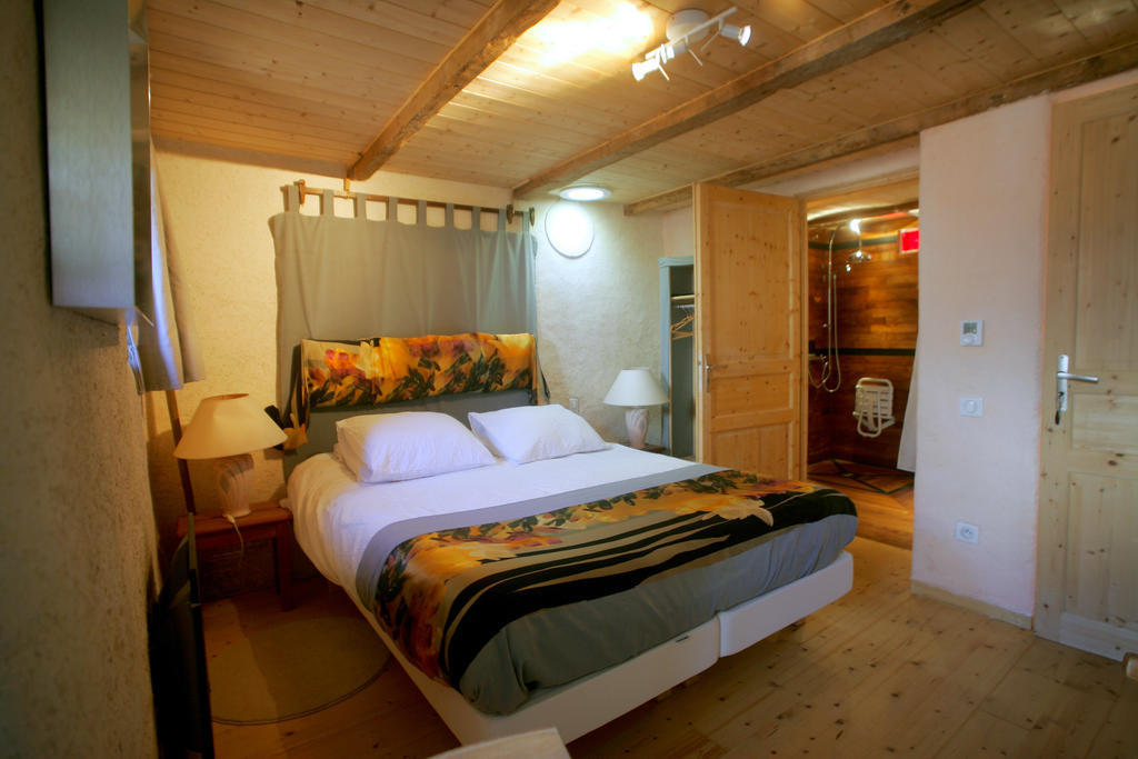 Le Magasin A Sel Bed & Breakfast Crozon Oda fotoğraf